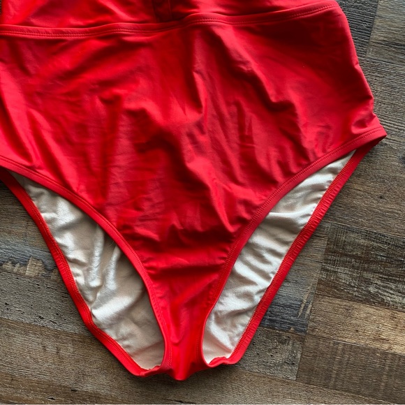 Kona Sol One Piece Button Embellished Tie Back One Piece Swimsuit - Picture 6 of 9